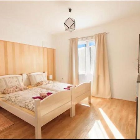 Rooms Bobic Licko Petrovo Selo 외부 사진